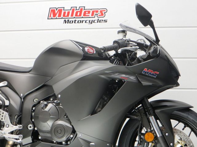 honda - cbr-600-rr