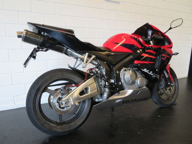 honda - cbr-600-rr