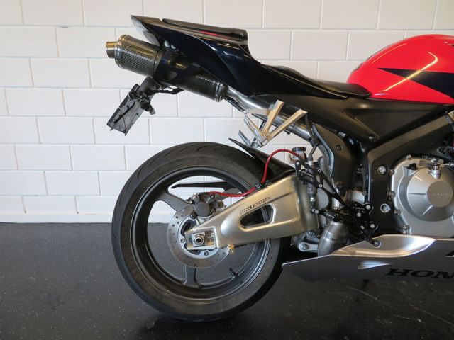 honda - cbr-600-rr