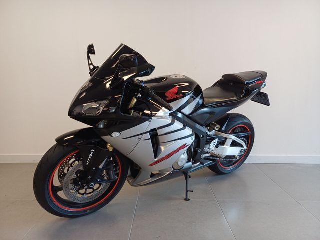 honda - cbr-600-rr