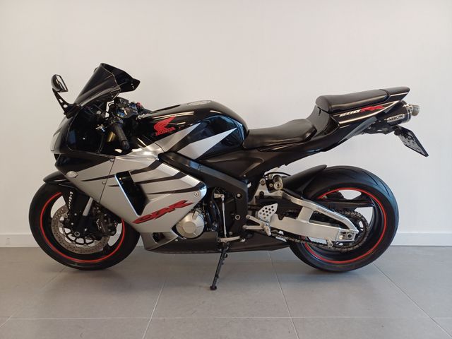 honda - cbr-600-rr