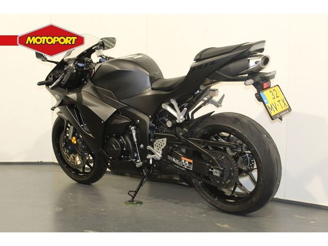 honda - cbr-600-rr