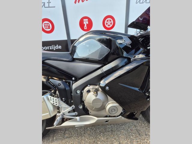 honda - cbr-600-rr