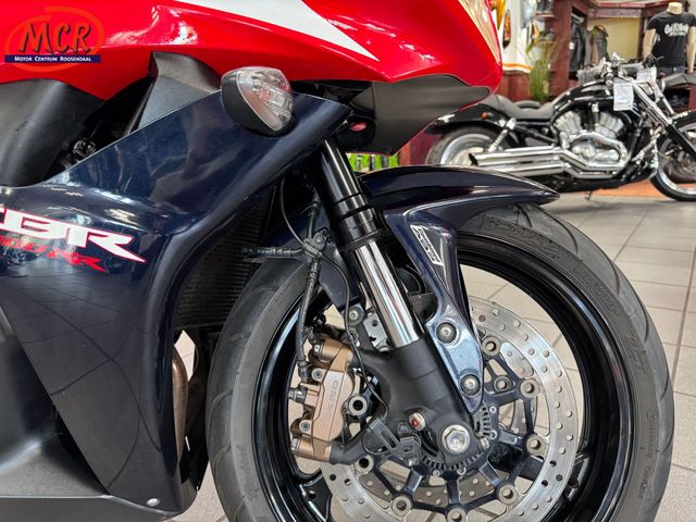 honda - cbr-600-rr-c-abs