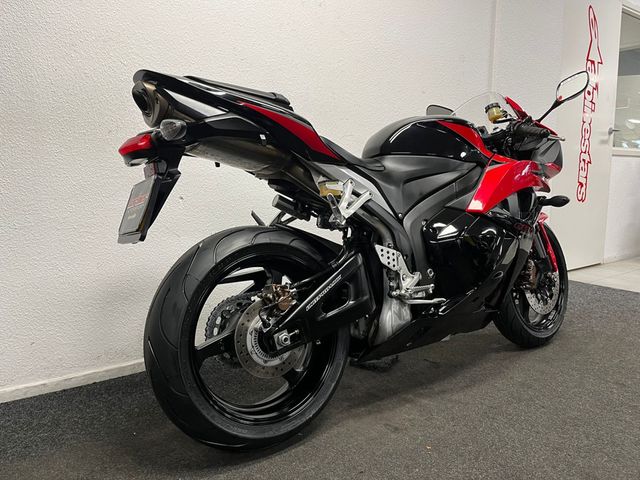 honda - cbr-600-rr-c-abs