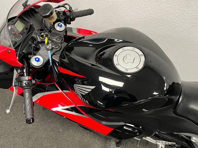 honda - cbr-600-rr-c-abs