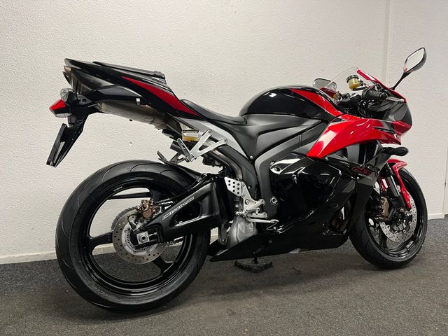honda - cbr-600-rr-c-abs