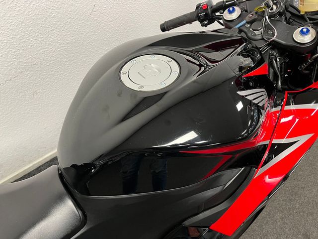 honda - cbr-600-rr-c-abs