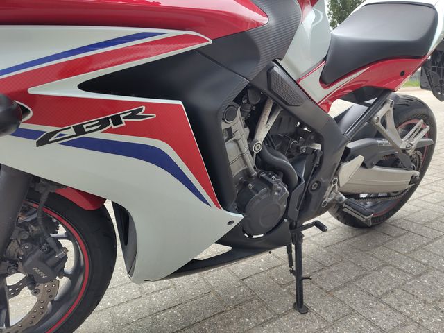 honda - cbr-650-f