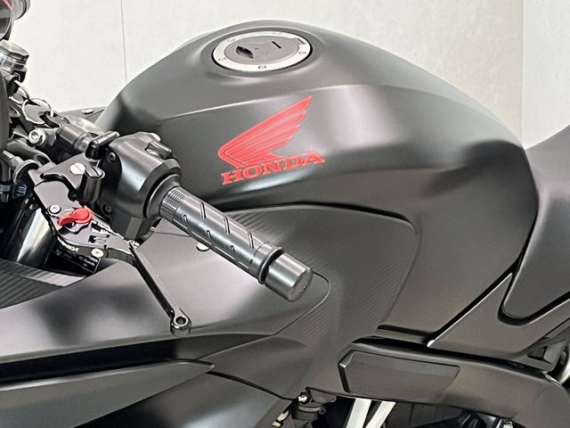 honda - cbr-650-f