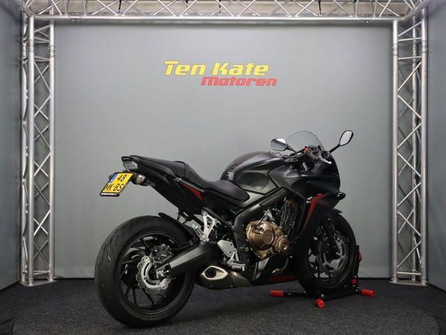 honda - cbr-650-f