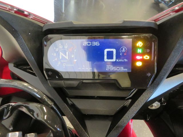 honda - cbr-650-r