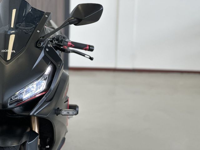 honda - cbr-650-r