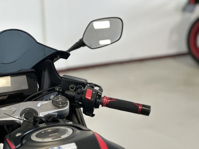 honda - cbr-650-r