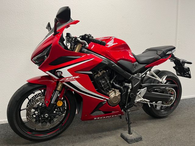 honda - cbr-650-r