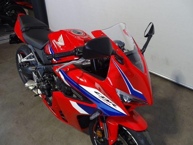 honda - cbr-650-r