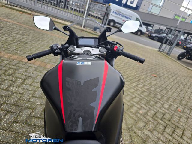 honda - cbr-650-r