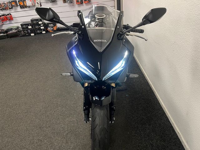 honda - cbr-650-r