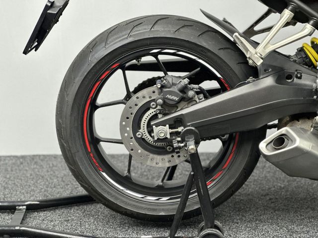 honda - cbr-650-r