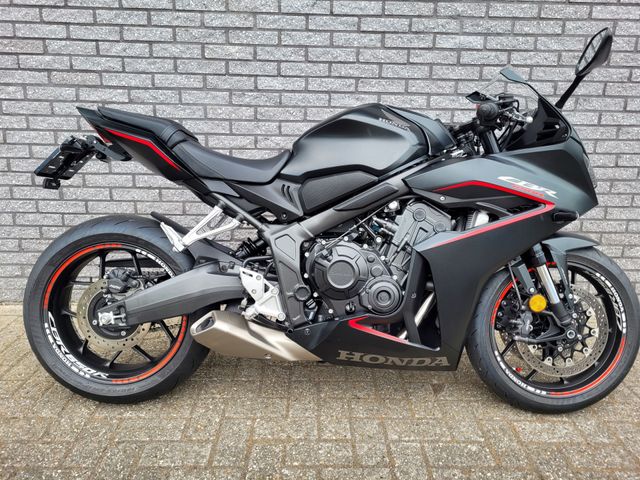 honda - cbr-650-r