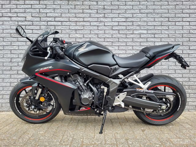 honda - cbr-650-r