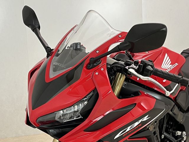 honda - cbr-650-r