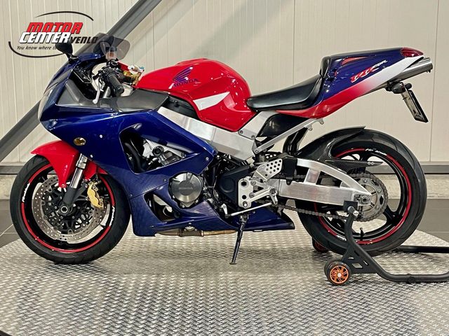 honda - cbr-900-rr-fireblade