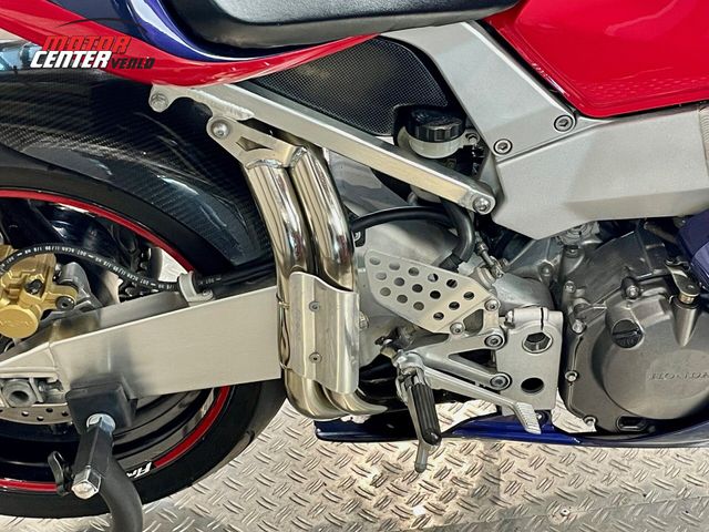 honda - cbr-900-rr-fireblade