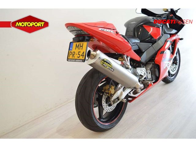 honda - cbr-900-rr-fireblade