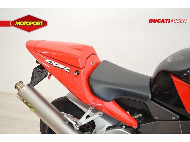 honda - cbr-900-rr-fireblade