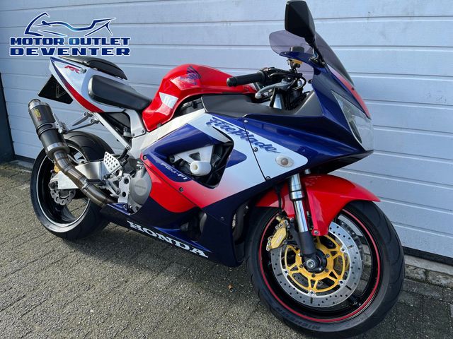 honda - cbr-900-rr-fireblade