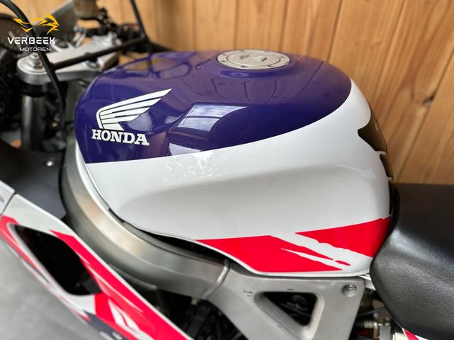 honda - cbr-900-rr-fireblade