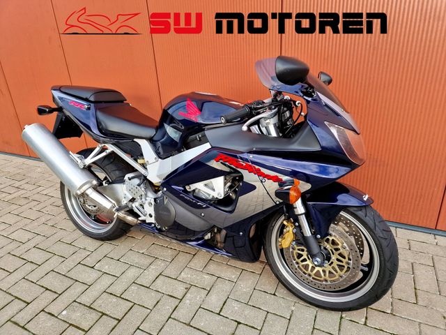 honda - cbr-900-rr-fireblade