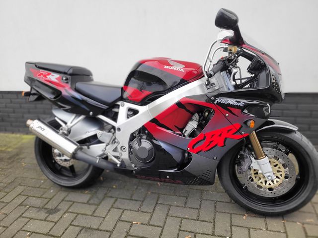 honda - cbr-900-rr-fireblade