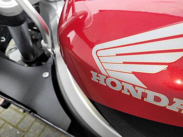 honda - cbr-900-rr-fireblade