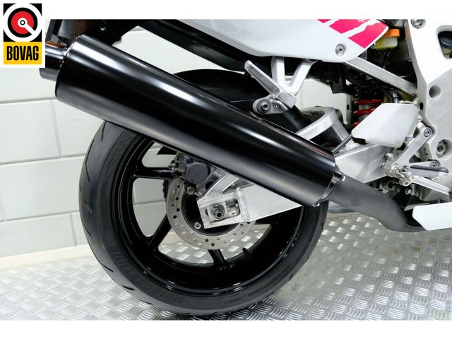 honda - cbr-900-rr-fireblade