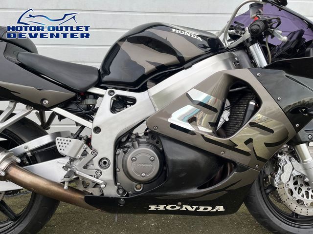 honda - cbr-900-rr-fireblade