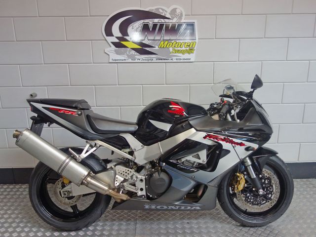 honda - cbr-900-rr-fireblade