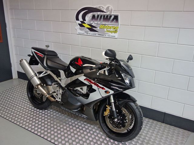 honda - cbr-900-rr-fireblade