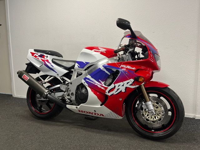 honda - cbr-900-rr-fireblade