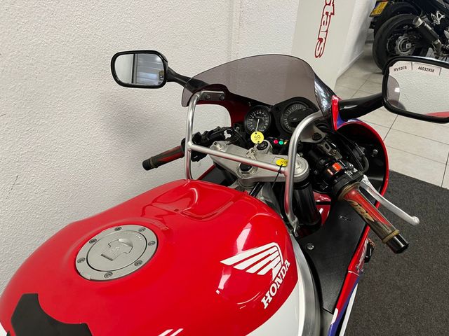honda - cbr-900-rr-fireblade