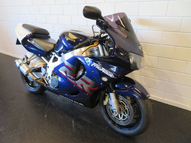honda - cbr-900-rr-fireblade