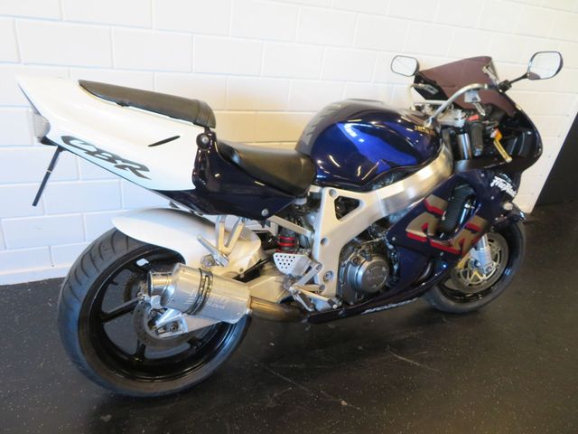 honda - cbr-900-rr-fireblade