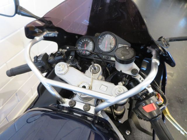 honda - cbr-900-rr-fireblade