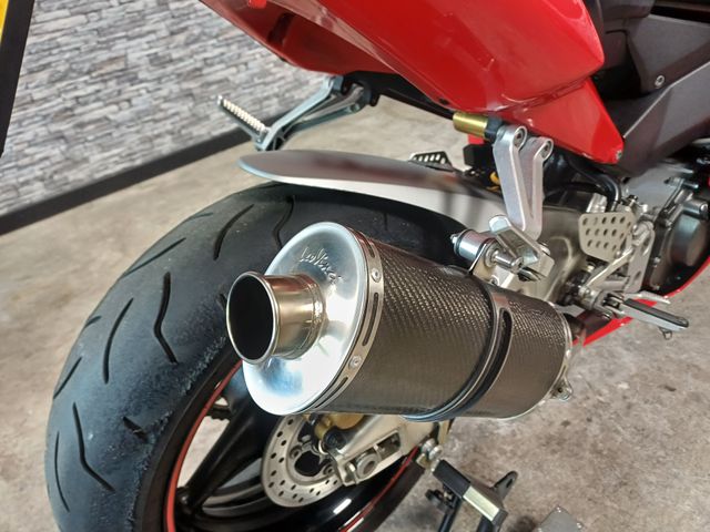 honda - cbr-900-rr-fireblade