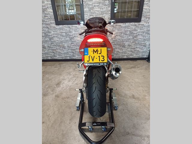 honda - cbr-900-rr-fireblade
