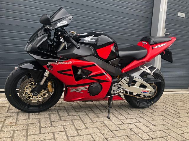 honda - cbr-900-rr-fireblade