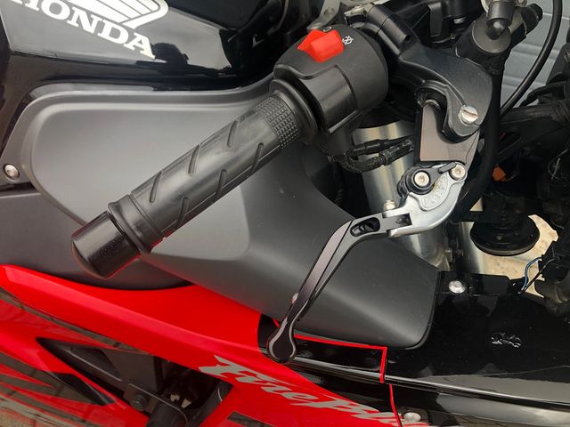 honda - cbr-900-rr-fireblade