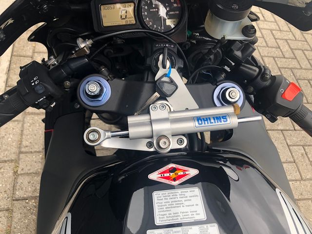 honda - cbr-900-rr-fireblade