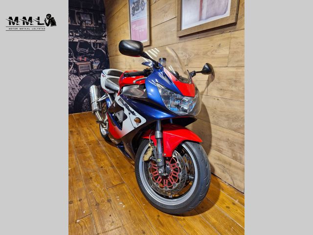 honda - cbr-900-rr-fireblade